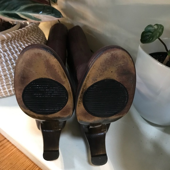 STUDDED and Textured Italian Leather Boots Size 39 - Picture 5 of 11